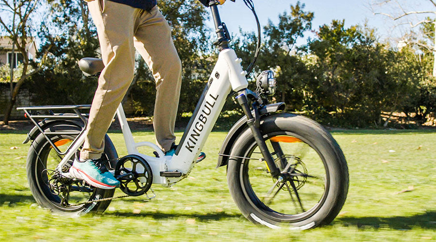 Lectric XP 3.0 VS. Kingbull Literider: An in-depth comparison of popular folding e-bikes.