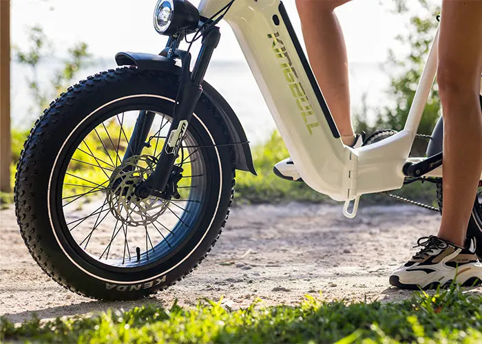 The KingBull Verve features a convenient step-through frame design