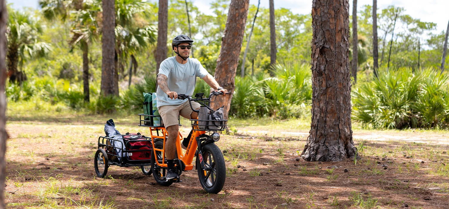 Men use kingbull voyager 2.0 to ship a lot of items